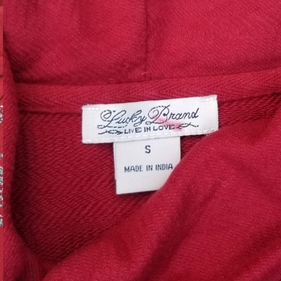 •SOLD• Lucky Brand red cowl neck sweatshirt silver embroidery crop sleeve S - Picture 4 of 4